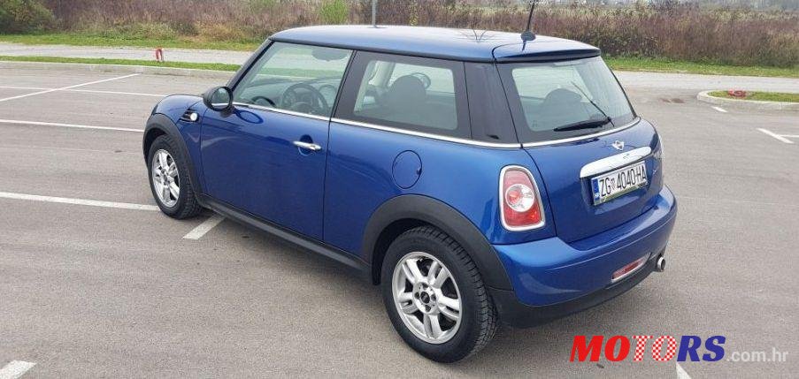 2011' MINI One 1.6 Diesel photo #1