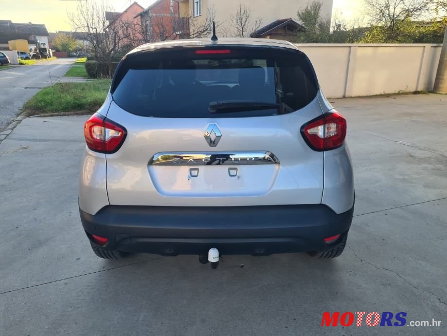 2013' Renault Captur Tce 90 photo #5
