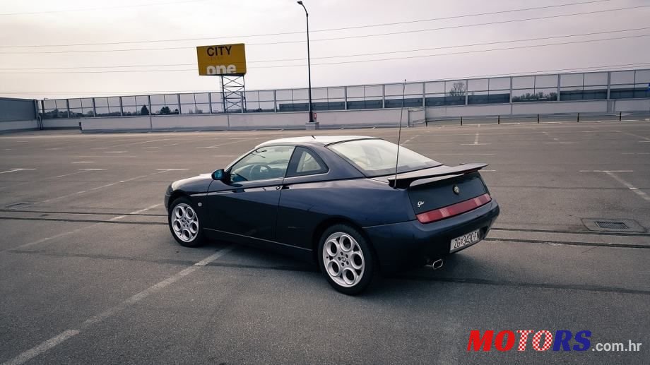 1996' Alfa Romeo GTV photo #6