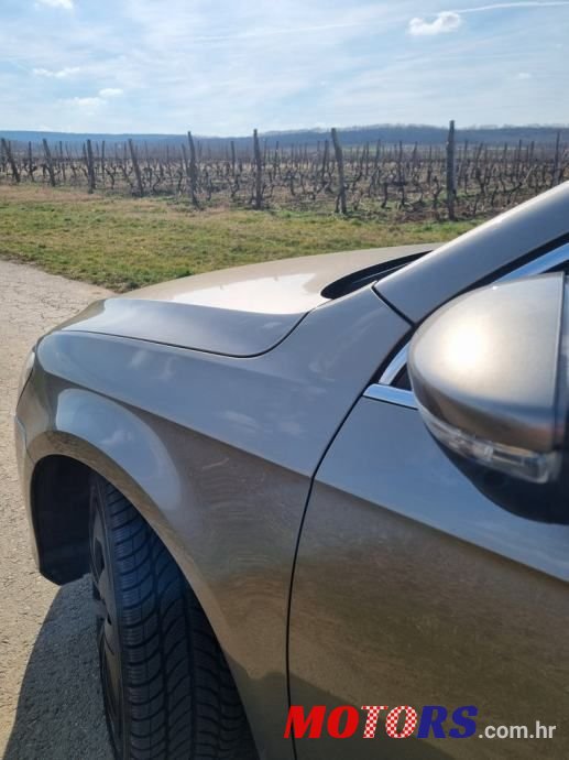 2012' Volkswagen Passat 2,0 Tdi photo #3