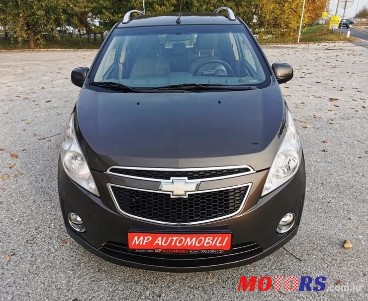 2011' Chevrolet Spark photo #3