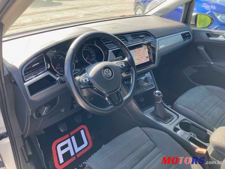 2019' Volkswagen Touran 2,0 Tdi photo #6