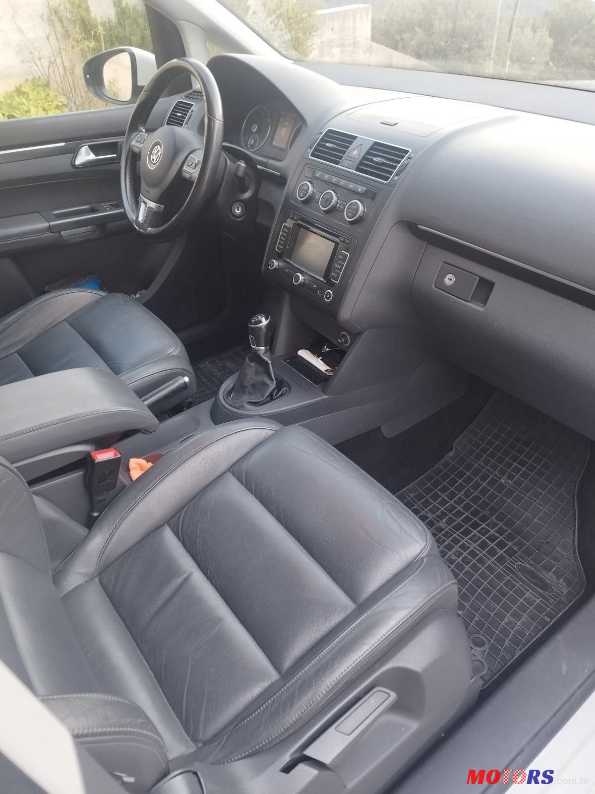 2013' Volkswagen Touran 1,6 Tdi photo #6