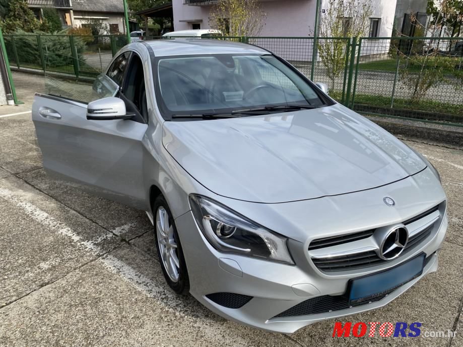 2016' Mercedes-Benz Cla Klasa 180 D photo #2