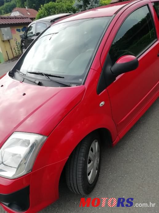 2008' Citroen C2 photo #2