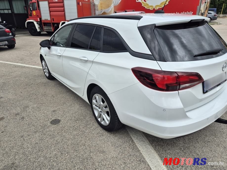 2021' Opel Astra Karavan photo #5