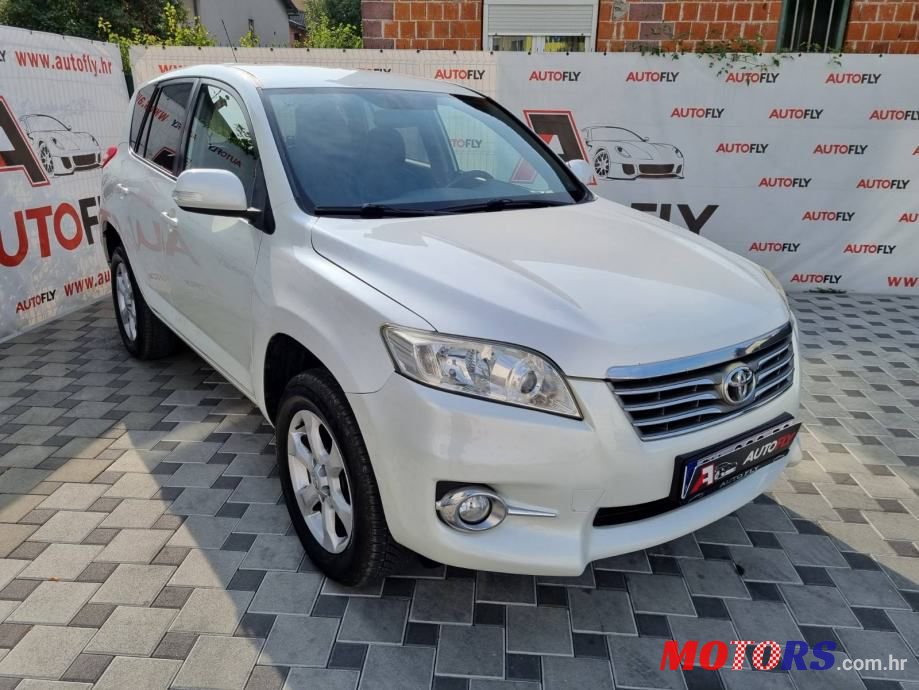 2010' Toyota RAV4 photo #1