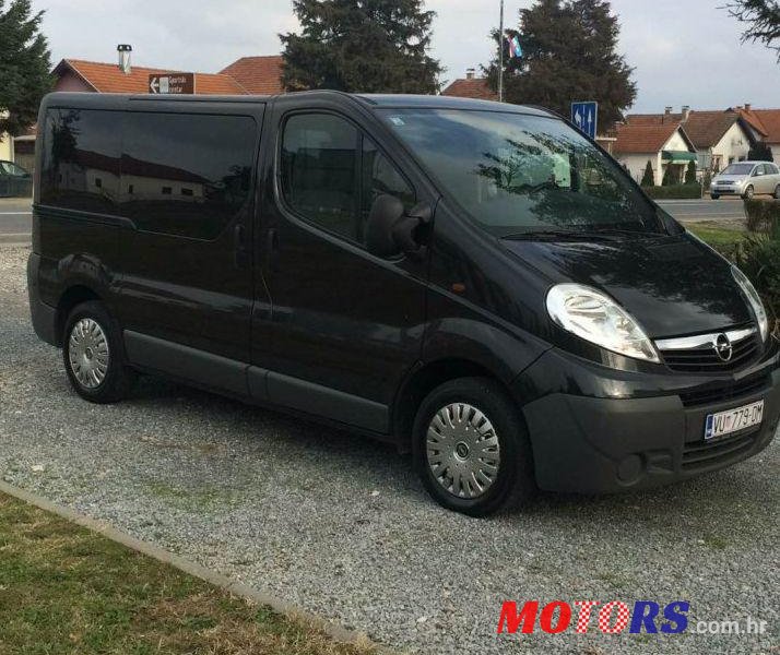 2009' Opel Vivaro 2,0 Cdti photo #2