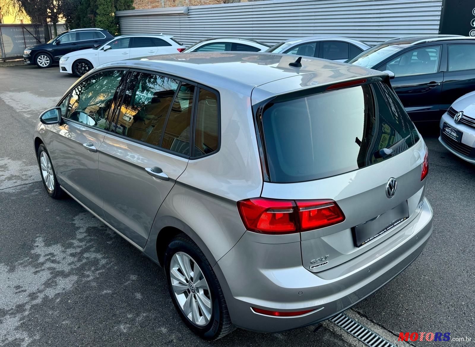 2014' Volkswagen Golf Sportsvan photo #5