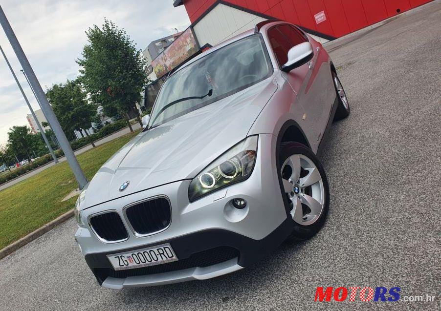 2011' BMW X1 Xdrive20D photo #1