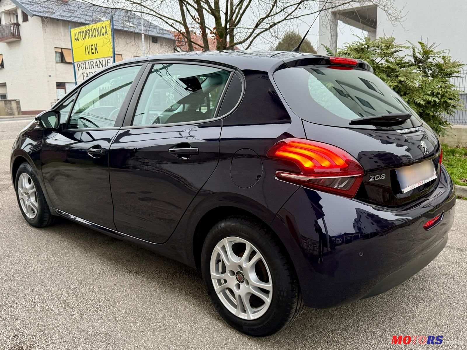 2018' Peugeot 208 1,2 Puretech photo #3