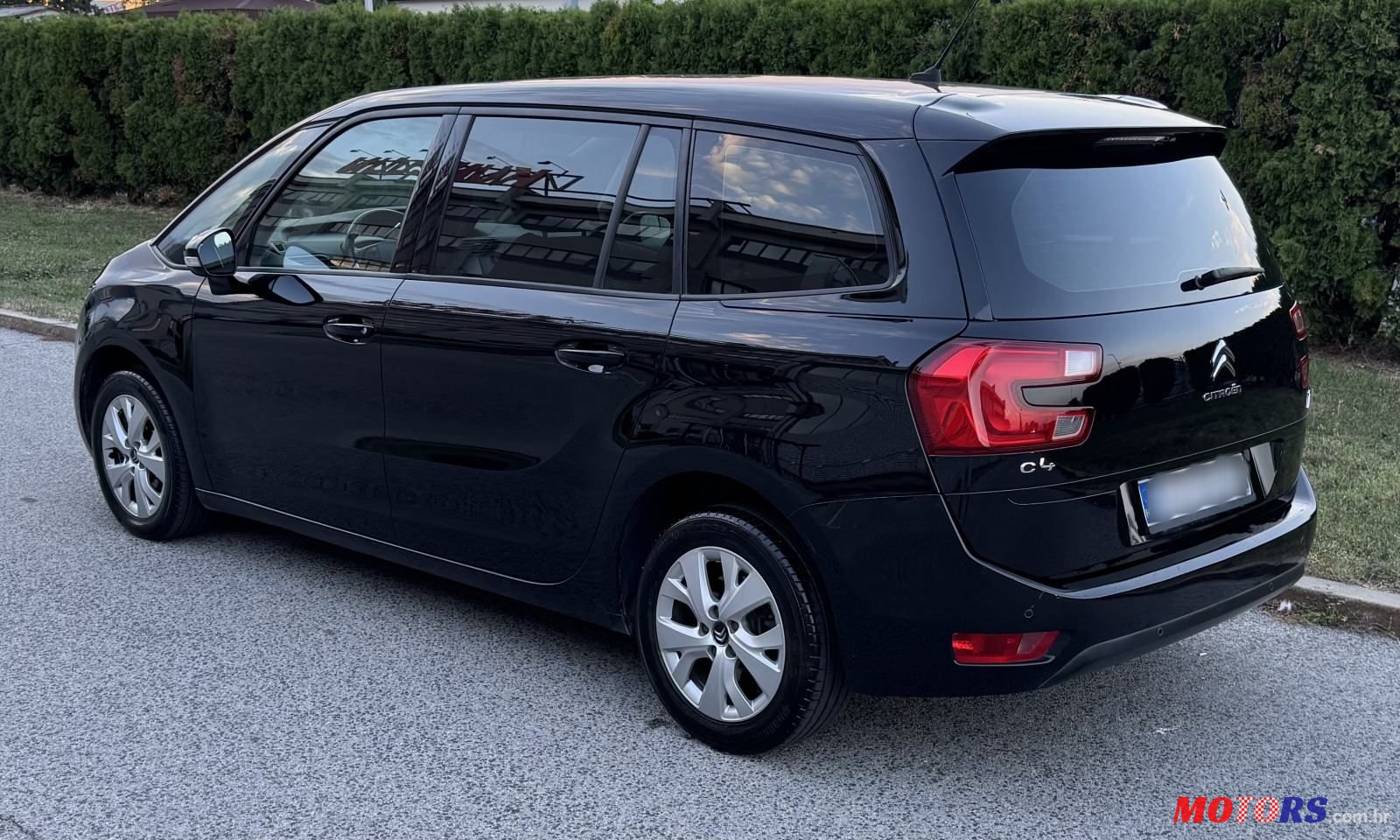 2015' Citroen C4 Grand Picasso photo #4