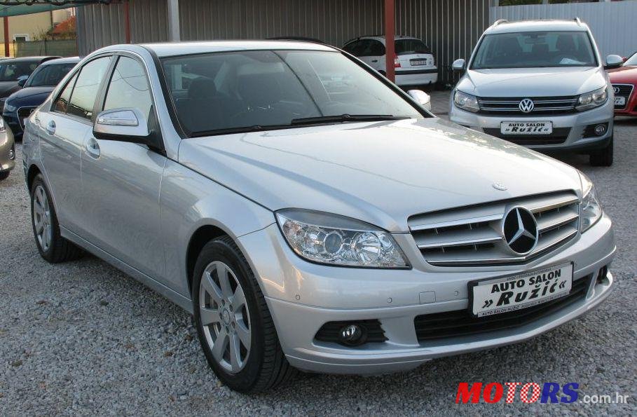 2008' Mercedes-Benz C-Klasa photo #2
