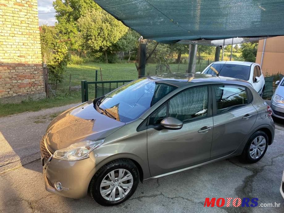 2014' Peugeot 208 1,4 Hdi photo #4
