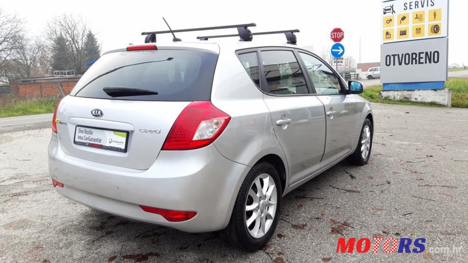 2010' Kia Ceed 1,6 Crdi photo #6