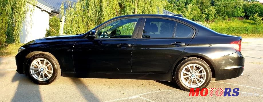 2013' BMW Serija 3 318D photo #5