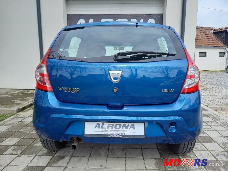 2009' Dacia Sandero 1.2I photo #5