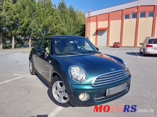 2009' MINI Cooper photo #1