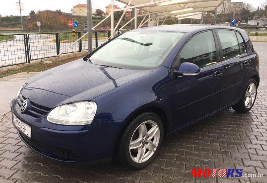 2009' Volkswagen Golf V 1,9 Tdi photo #1