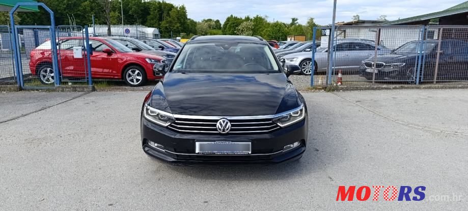 2016' Volkswagen Passat Variant photo #6