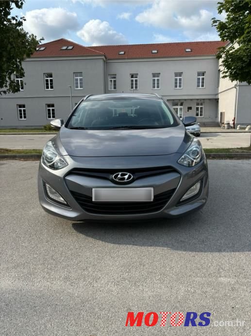 2013' Hyundai i30 Cw 1,6 Crdi photo #3