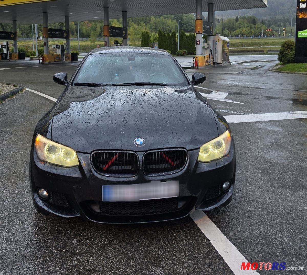 2010' BMW Serija 3 Coupe 320D photo #1