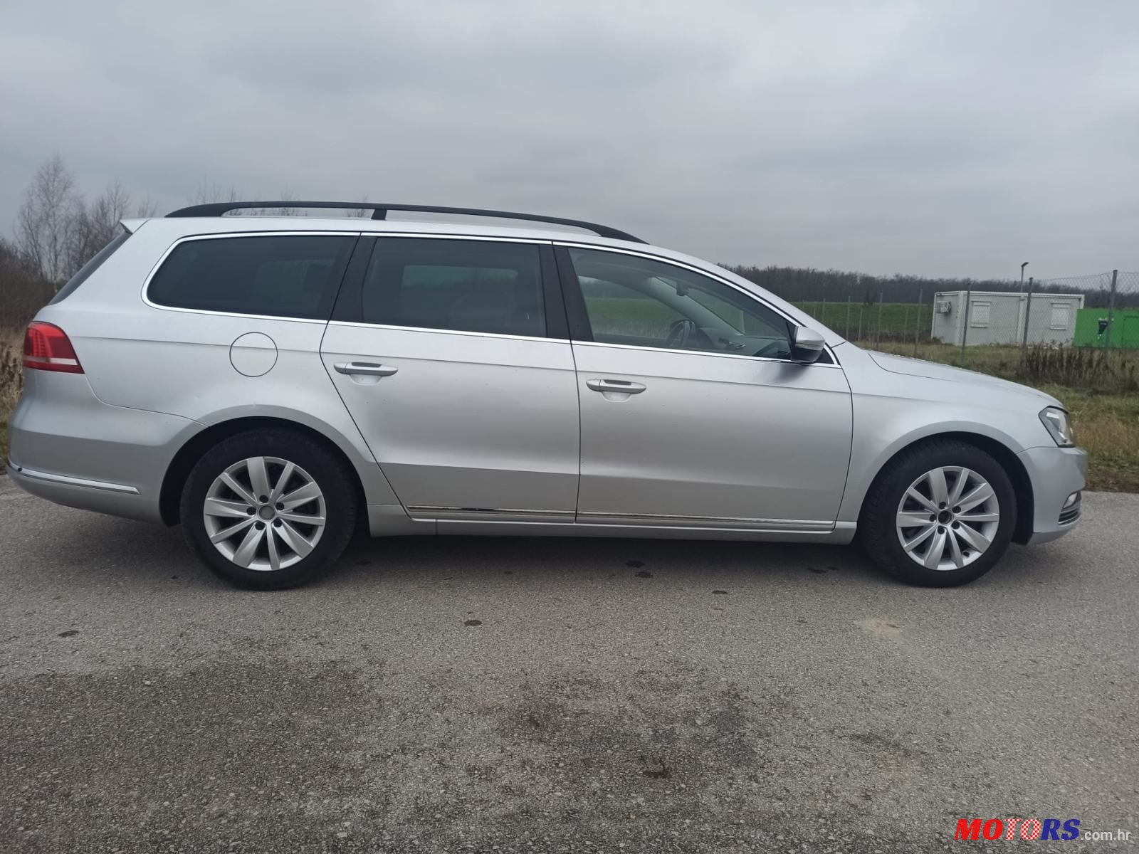 2013' Volkswagen Passat Variant photo #1