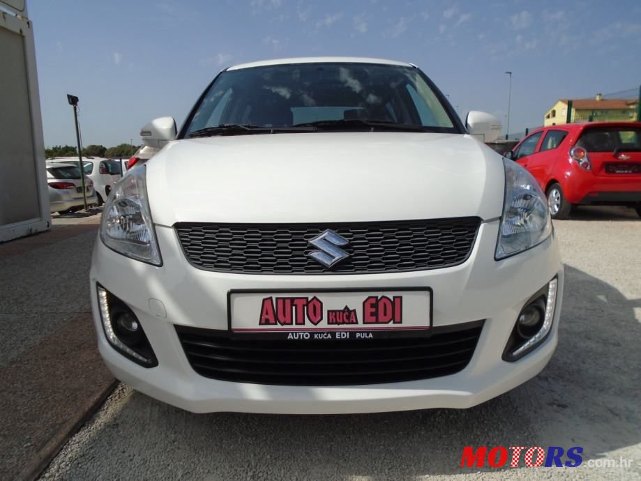 2015' Suzuki Swift 1,2 Se photo #6