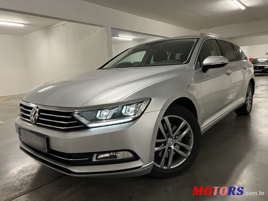 2016' Volkswagen Passat Variant photo #1