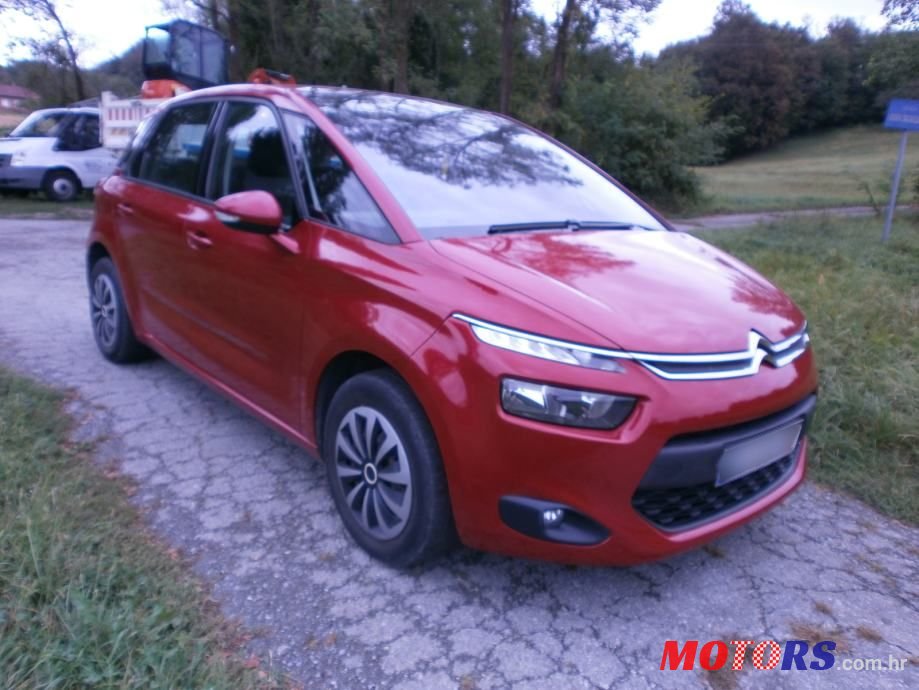 2014' Citroen C4 Picasso photo #2