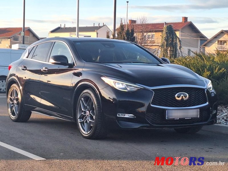 2016' Infiniti Q30 2,2 D photo #1