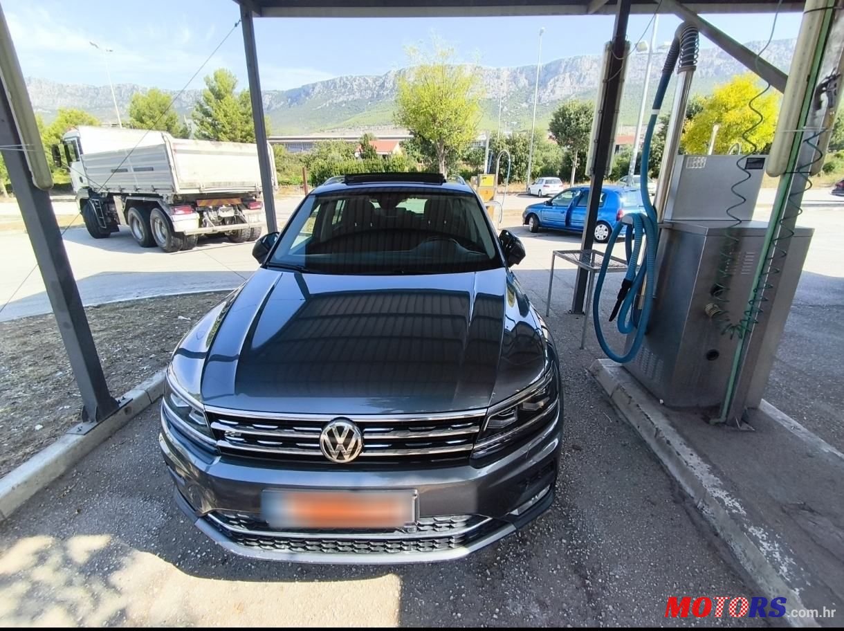 2017' Volkswagen Tiguan 2,0 Tdi Bmt photo #5