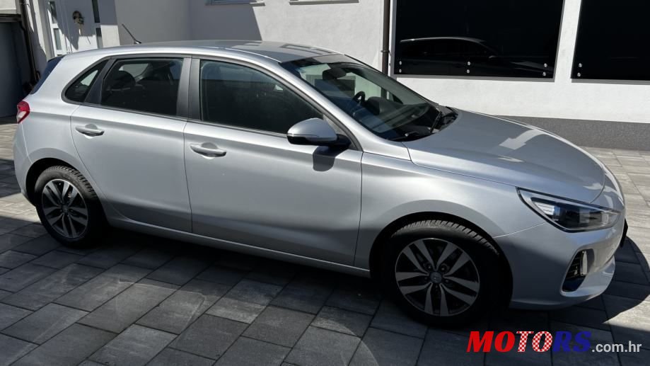 2018' Hyundai i30 1,0 photo #3