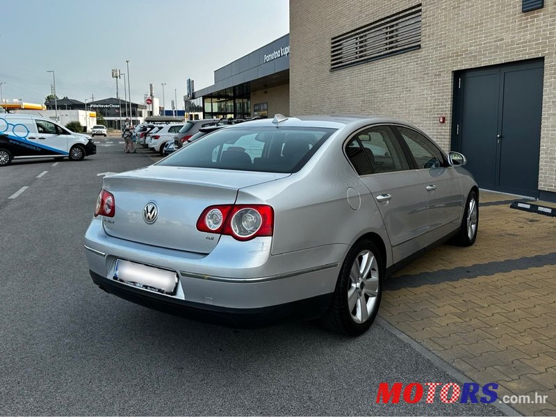 2005' Volkswagen Passat 1,9 Tdi photo #6