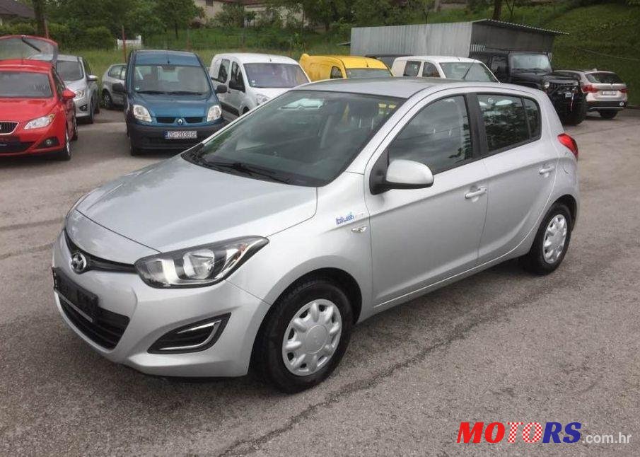 2014' Hyundai i20 1,1 Crdi photo #2
