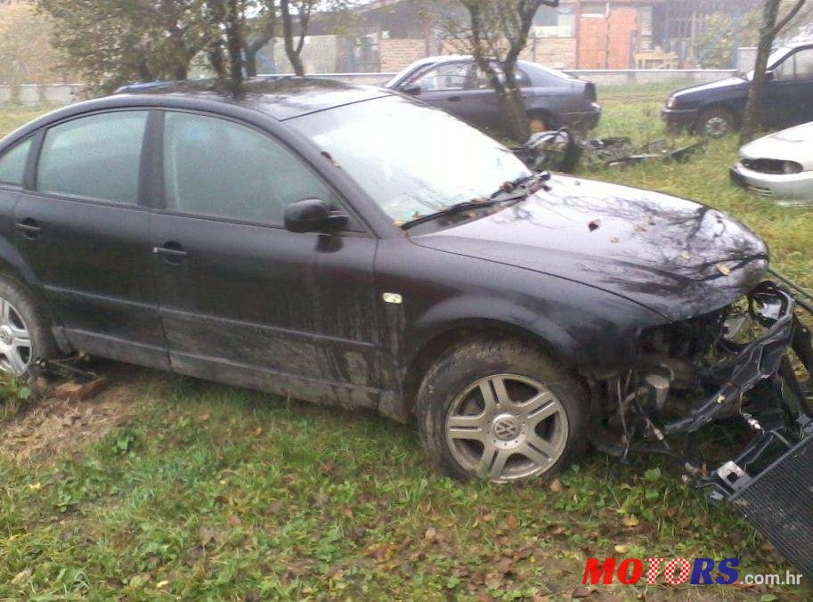 1998' Volkswagen Passat 1,8 T photo #3
