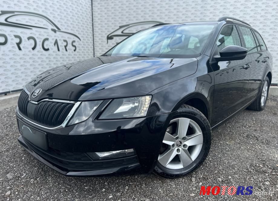 2017' Skoda Octavia Combi photo #2