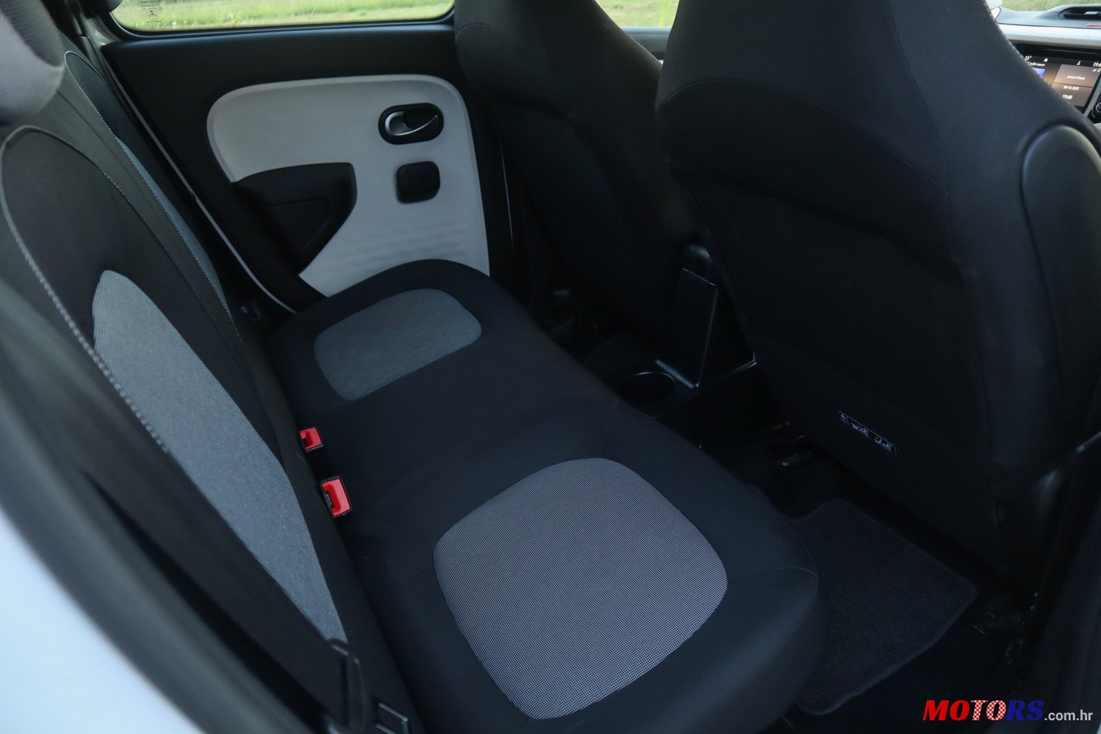 2022' Renault Twingo Z.E. photo #7