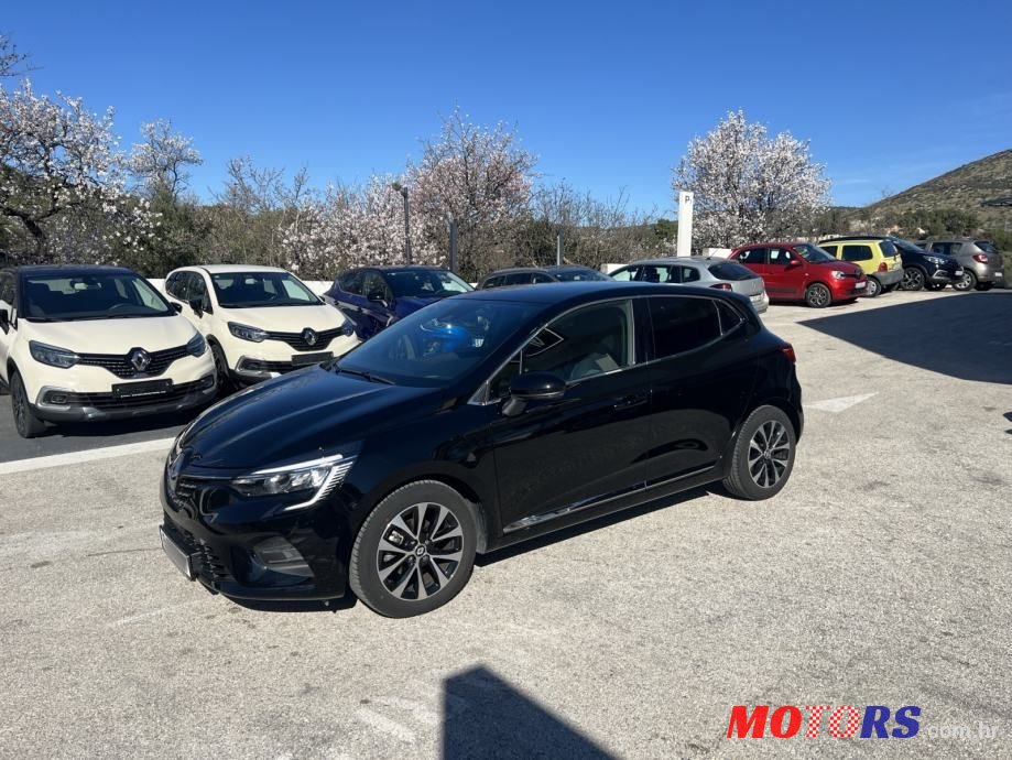 2023' Renault Clio Tce photo #1