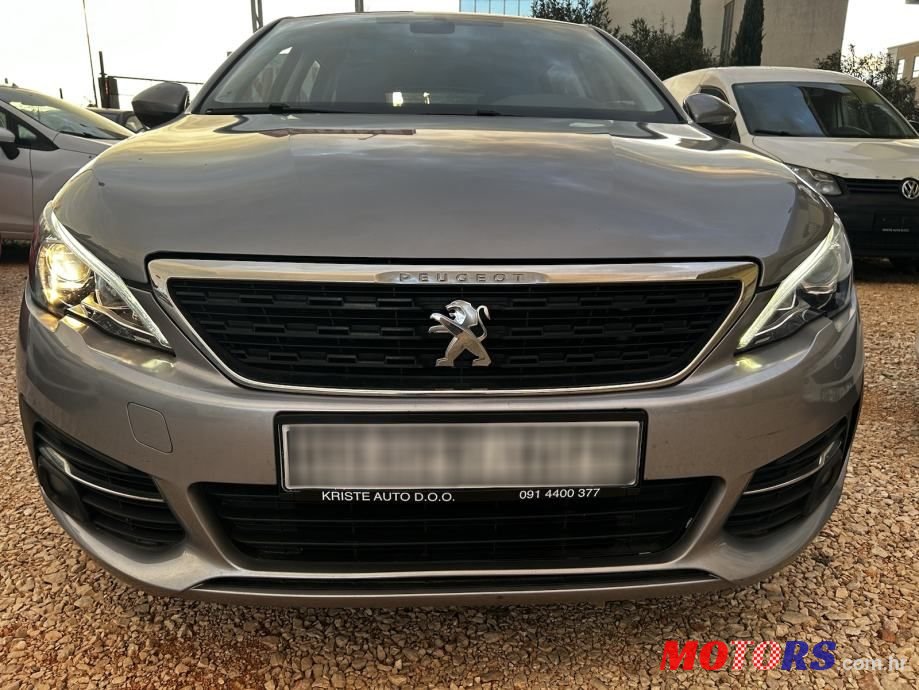 2017' Peugeot 308 Sw photo #1