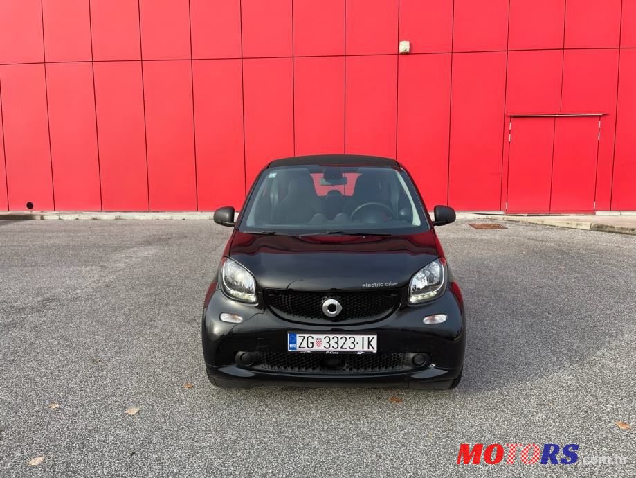 2019' Smart Fortwo Eq photo #4