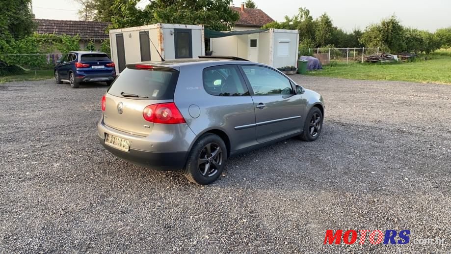 2007' Volkswagen Golf 5 photo #3