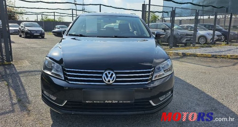 2014' Volkswagen Passat 1,6 Tdi Bmt photo #3