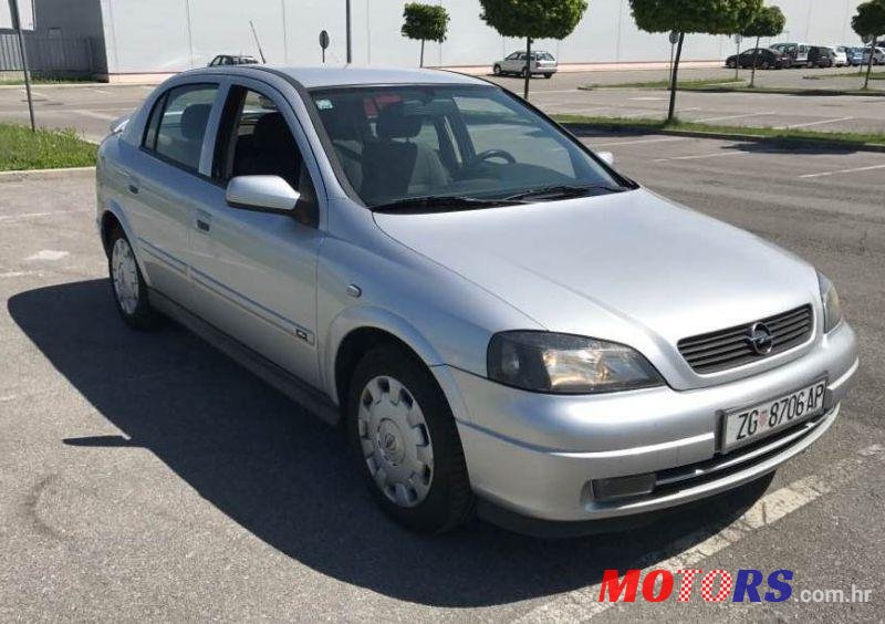 2003' Opel Astra 1,7 Dt photo #2