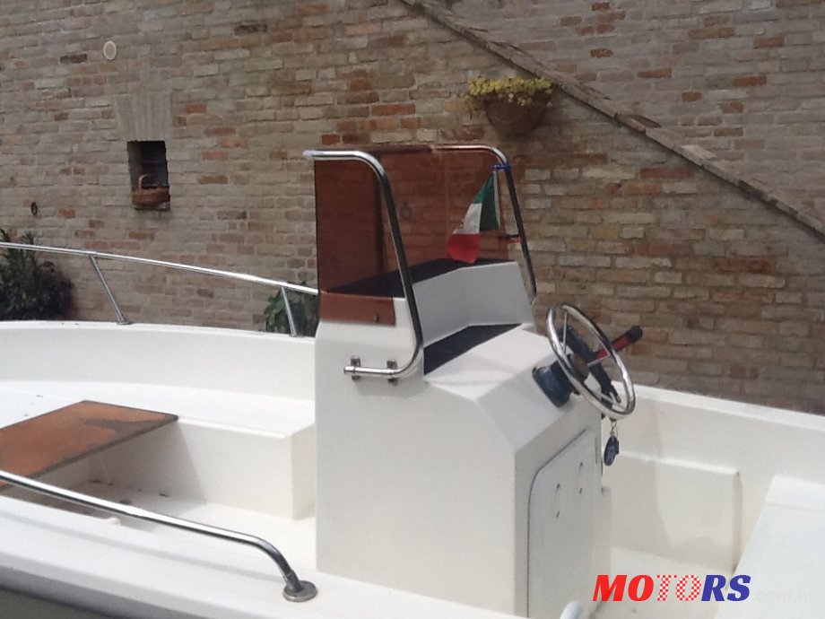 2005' Fisher photo #1