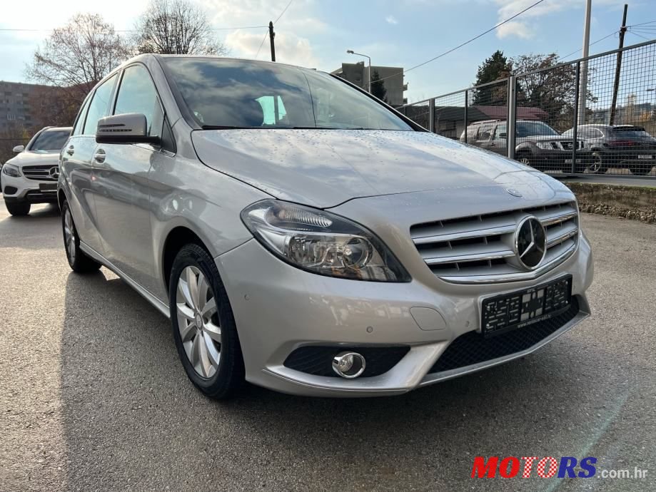 2014' Mercedes-Benz B-Klasa 180 Cdi photo #2