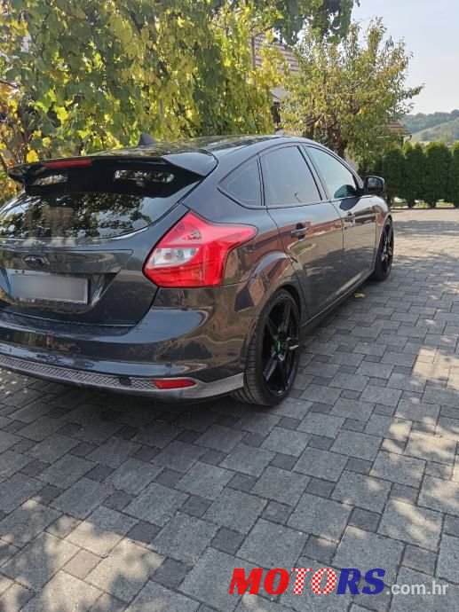 2011' Ford Focus 1,6 photo #3