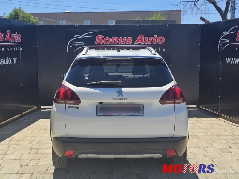 2017' Peugeot 2008 1,6 Bluehdi photo #6