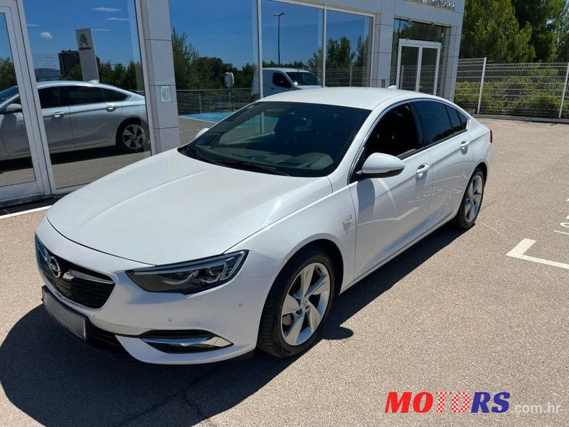 2018' Opel Insignia 2,0 photo #2