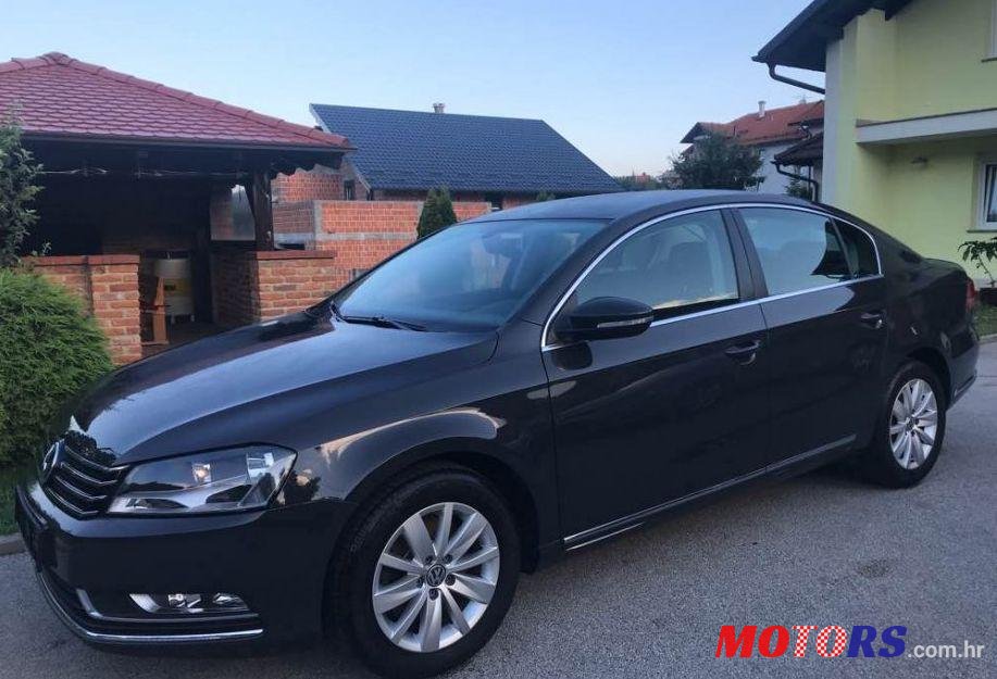 2013' Volkswagen Passat 2,0 Tdi Bmt photo #1